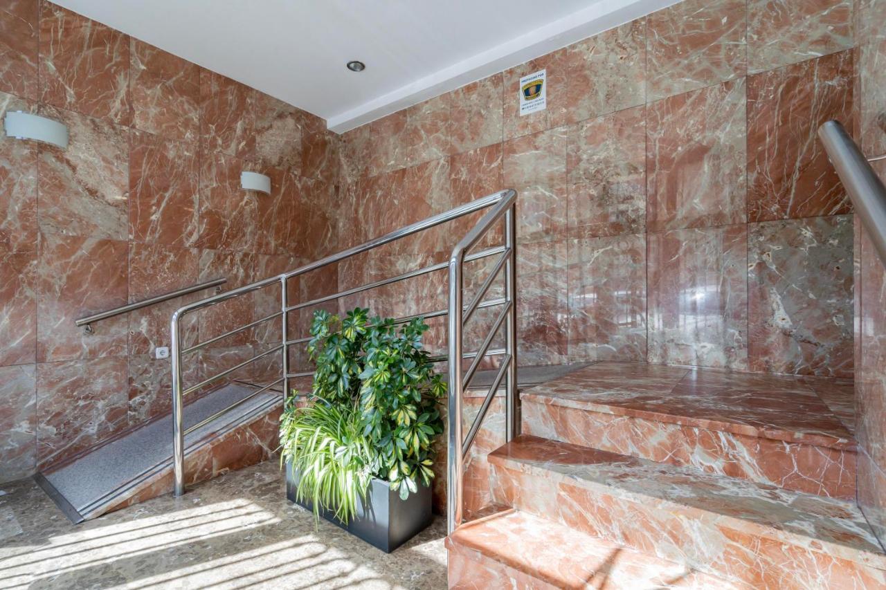 For You Rentals Moderno Apartamento Temporal Cerca Zoo Y Del Parque De Atracciones Ceb76 Madrid Dış mekan fotoğraf